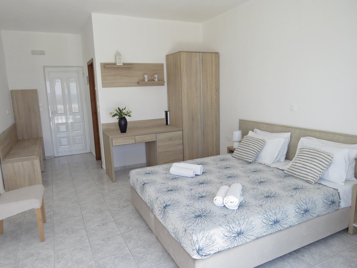 كوتاري Loukas Beach Rooms المظهر الخارجي الصورة