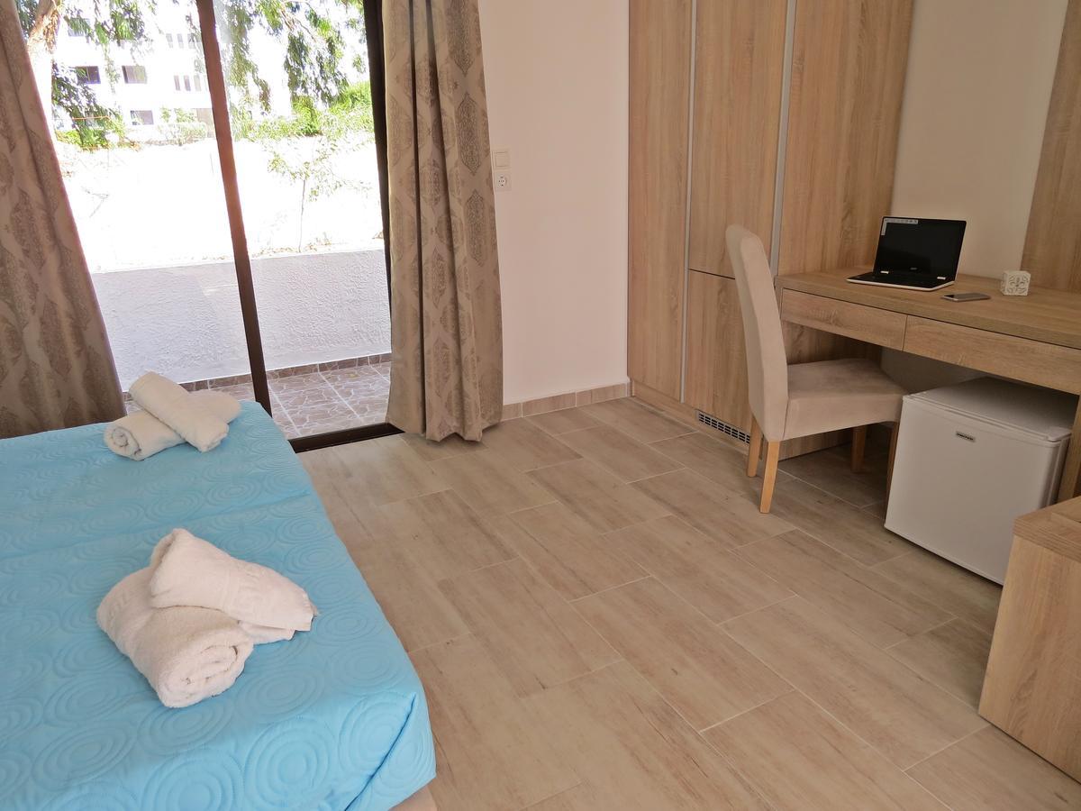كوتاري Loukas Beach Rooms المظهر الخارجي الصورة