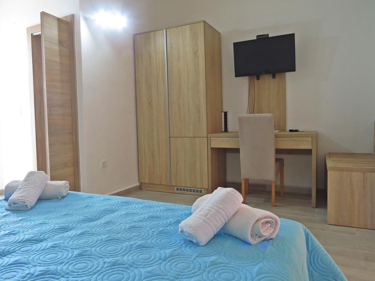 كوتاري Loukas Beach Rooms المظهر الخارجي الصورة